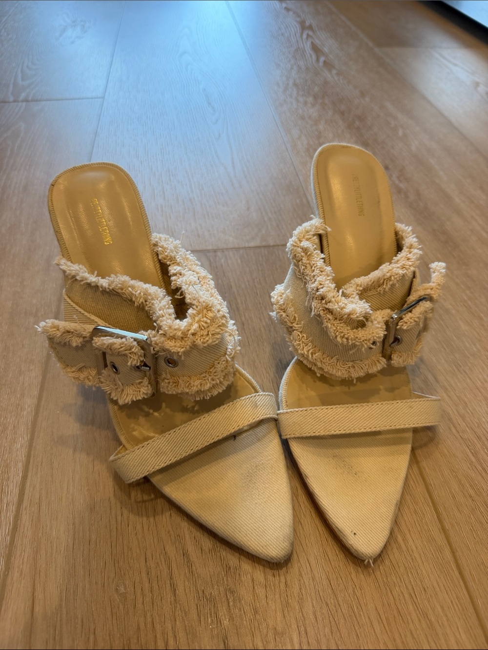 Beige Frayed Strap Women's Pointed heels - Brand: Unknown